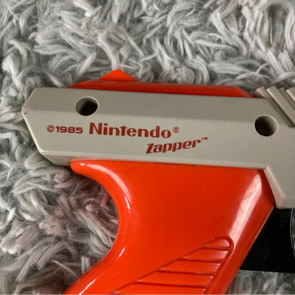 Original NES Nintendo Zapper Gun 1985 - Picture 3 of 5